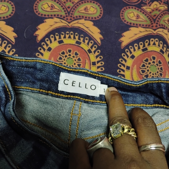Cello Bell Bottom pants 💙 - Picture 5 of 5